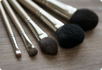 実践型パーソナルカラー診断サロンstyleRELIERのメイクレッスンについて詳しくご案内しています。